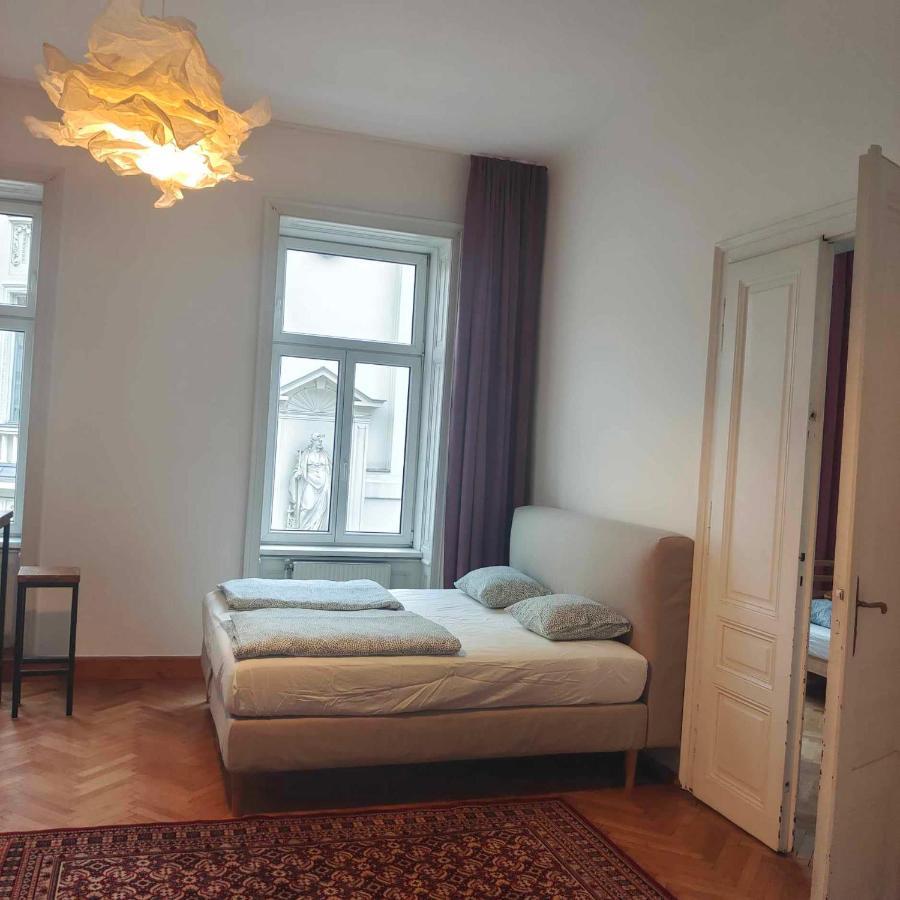 Large 4 In The Center Of Apartamento *